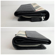 Load image into Gallery viewer, AuthenticBurberry Trifold Wallet