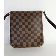Load image into Gallery viewer, Authentic Damier Ebene Musette Salsa