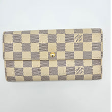 Load image into Gallery viewer, Authentic Damier Azur Sarah Wallet