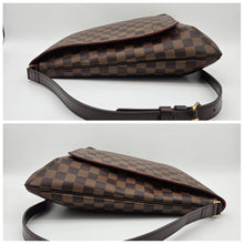 Load image into Gallery viewer, Authentic Damier Ebene Musette Salsa GM
