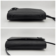 Load image into Gallery viewer, Authentic Epi Leather Clery Black