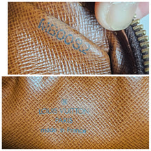 Load image into Gallery viewer, Authentic Monogram Pochette Marly