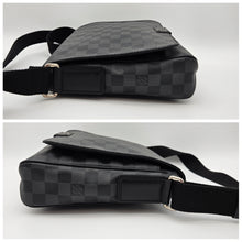 Load image into Gallery viewer, Authentic Damier Graphite District PM
