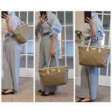 Load image into Gallery viewer, Authentic G G Supreme Tote Bag