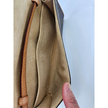 Load image into Gallery viewer, Authentic Pochette Twin GM