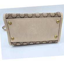 Load image into Gallery viewer, Authentic Vintage G G Handbag Off-White