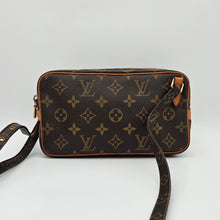 Load image into Gallery viewer, Authentic Monogram Pochette Marly