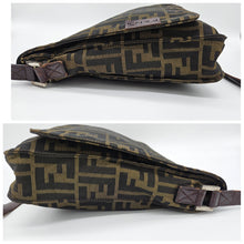 Load image into Gallery viewer, Authentic Zucca Messenger Bag