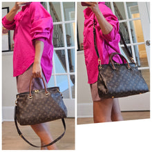 Load image into Gallery viewer, Authentic Monogram Pallas black
