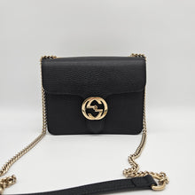 Load image into Gallery viewer, Authentic G G Interlocking G Shoulder Bag Black