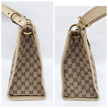 Load image into Gallery viewer, Authentic Vintage G G Handbag Off-White