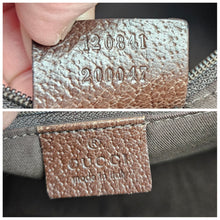 Load image into Gallery viewer, Authentic G G Eclipse Shoulder Bag Vintage