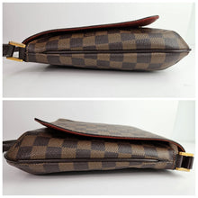 Load image into Gallery viewer, Authentic Damier Ebene Musette Salsa
