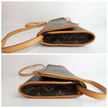 Load image into Gallery viewer, Authentic Pochette Twin GM
