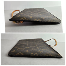 Load image into Gallery viewer, Authentic Neverfull Pochette
