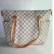 Load image into Gallery viewer, Authentic Damier Azur Totally MM
