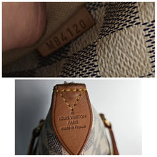 Load image into Gallery viewer, Authentic Damier Azur Totally MM
