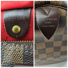Load image into Gallery viewer, Authentic Damier Ebene Speedy 30
