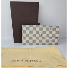 Load image into Gallery viewer, Authentic Damier Azur Sarah Wallet
