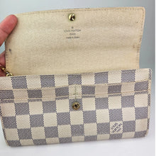 Load image into Gallery viewer, Authentic Damier Azur Sarah Wallet
