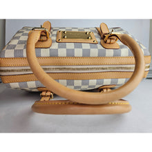 Load image into Gallery viewer, Authentic Damier Azur Berkeley
