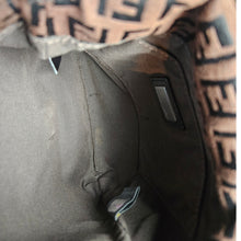 Load image into Gallery viewer, Authentic Zucchino Kamse Pochette Shoulder Bag
