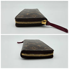 Load image into Gallery viewer, Authentic Clmence Wallet
