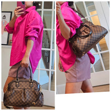 Load image into Gallery viewer, Authentic Damier Ebene Trevi PM
