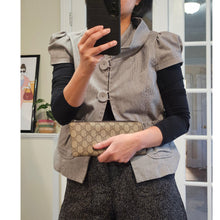 Load image into Gallery viewer, Authentic G G Zip Around Continental Wallet
