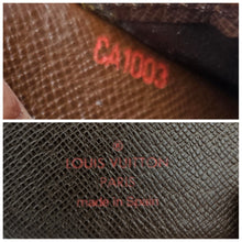 Load image into Gallery viewer, Authentic Damier Ebene Agenda PM
