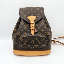 Load image into Gallery viewer, Authentic Monogram Montsouris Vintage
