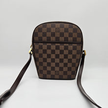 Load image into Gallery viewer, Authentic Damier Ebene Ipanema PM
