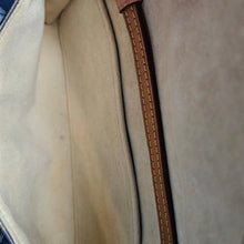 Load image into Gallery viewer, Authentic Pochette Twin GM
