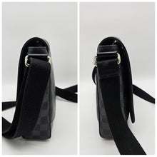 Load image into Gallery viewer, Authentic Damier Graphite District PM
