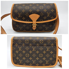 Load image into Gallery viewer, Authentic Sologne Shoulder Bag
