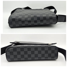 Load image into Gallery viewer, Authentic Damier Graphite District PM
