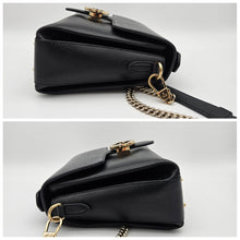 Load image into Gallery viewer, Authentic G G Interlocking G Top Handle Medium Black
