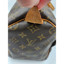 Load image into Gallery viewer, Authentic Keepall 50
