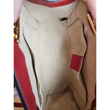 Load image into Gallery viewer, Authentic G G Supreme Podlock Small
