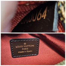 Load image into Gallery viewer, Authentic Damier Ebene Geronimos
